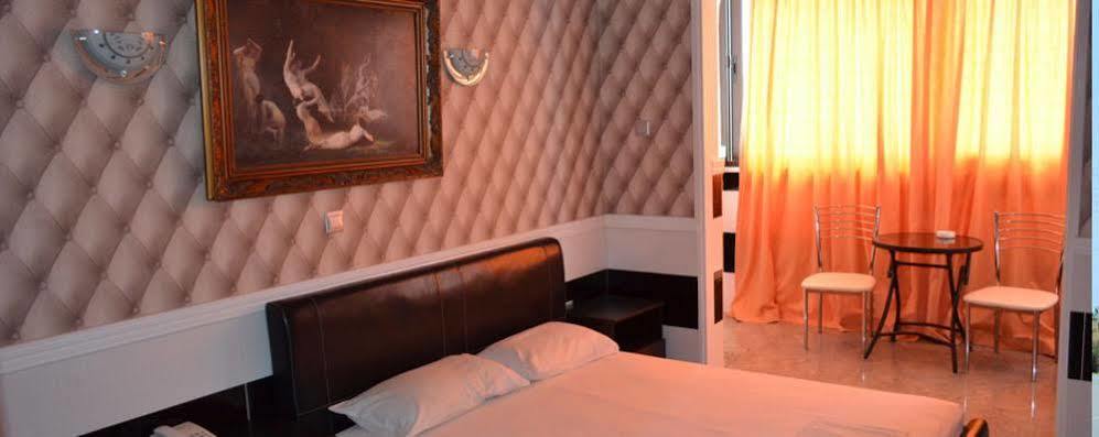 Hotel Vergi Oroklini Eksteriør bilde